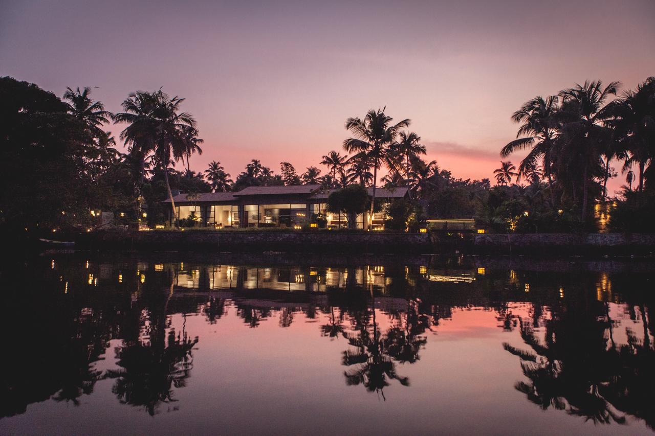مبيت وإفطار Kochi 976 Panangad المظهر الخارجي الصورة
